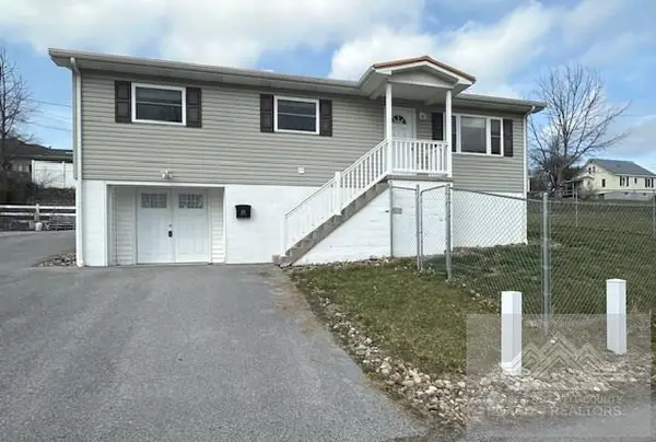 207 Ealy Dr, PRINCETON, WV 24740