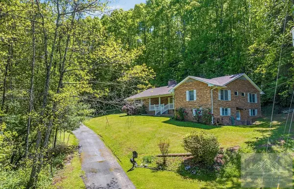 320 Eureka Pl, BLUEFIELD, WV 24701