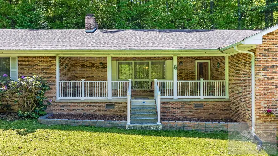 320 Eureka Pl, Bluefield, WV 24701 - #2