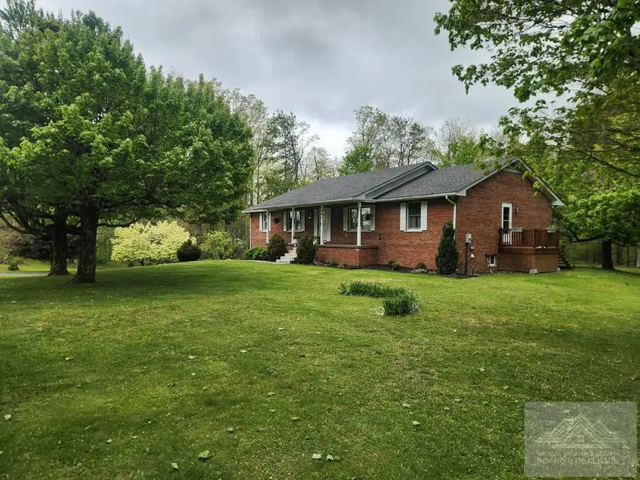 499 Ellison Ridge Rd, Flat Top, WV 25841 - #2