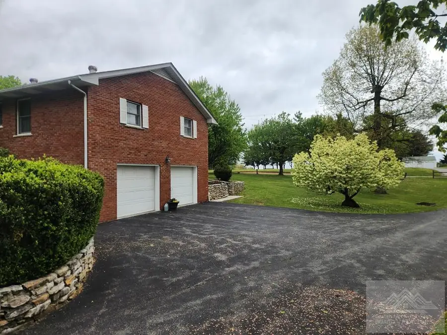499 Ellison Ridge Rd, Flat Top, WV 25841 - #3