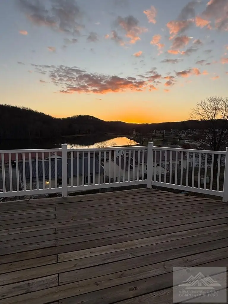 411 Lakeland Dr, Bluefield, WV 24701 - #3