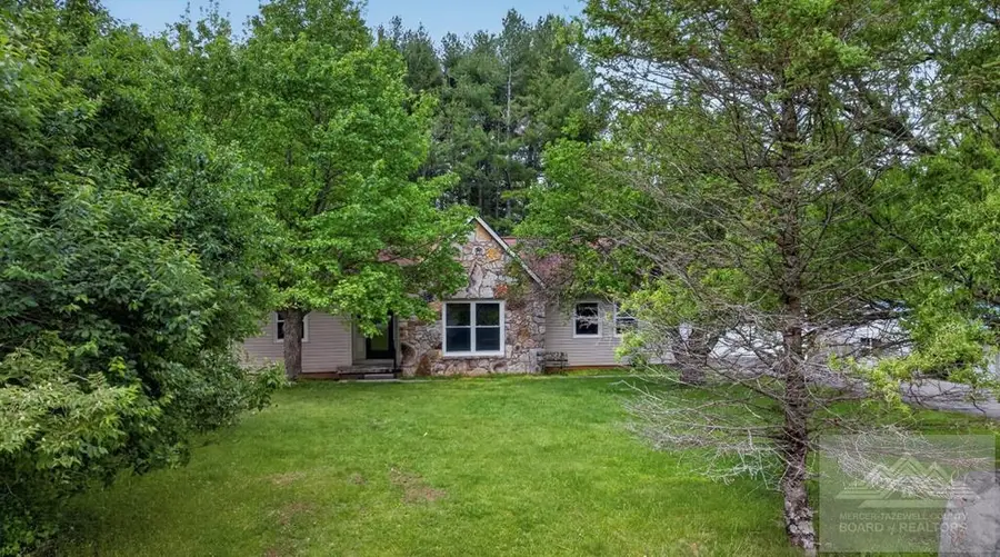 618 Summit Street, Bluefield, VA 24605 - #2