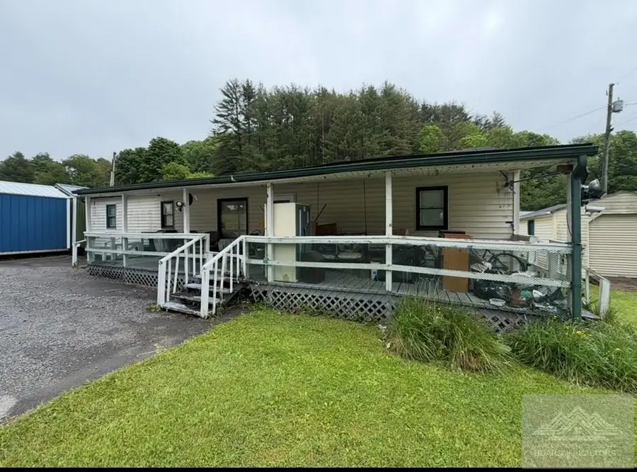 5709 Airport Road, Bluefield, WV 24701 - #2