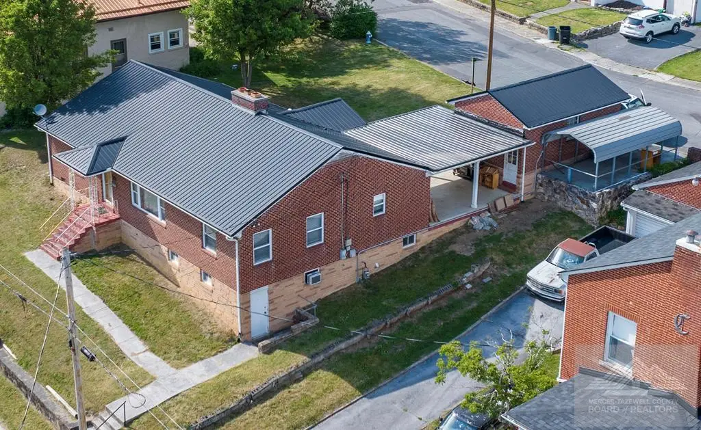 206 College Ave, Princeton, WV 24740 - #1