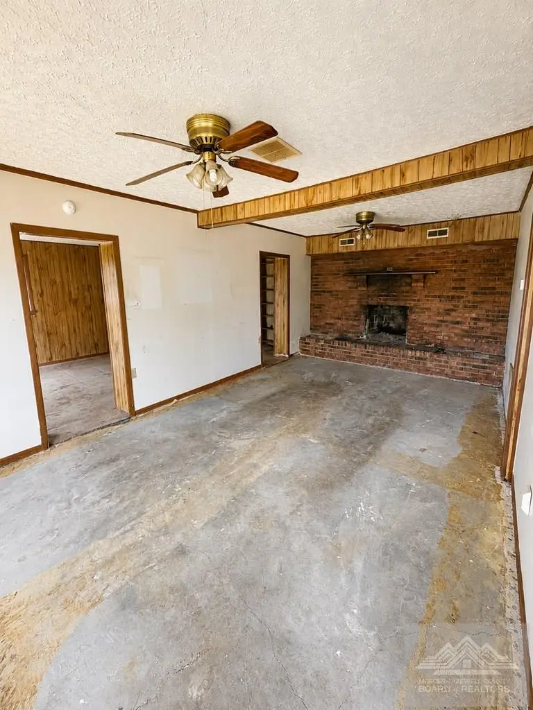 183 ROCK HOUSE RD, Lester, WV 25839 - #3