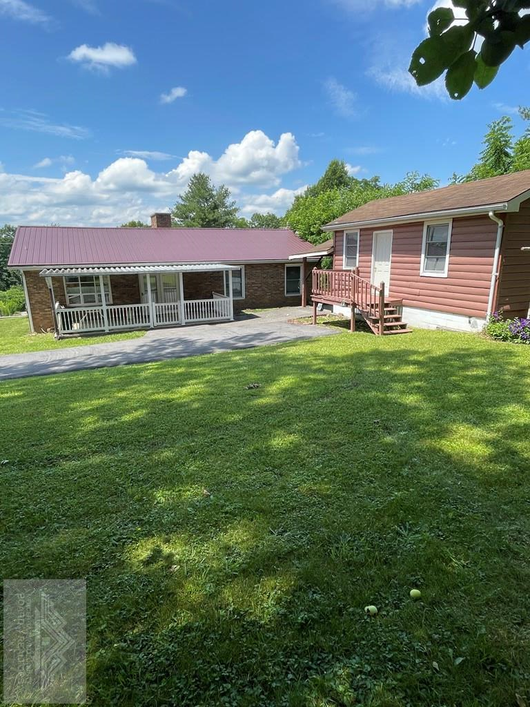 1424 Old Athens Road, Princeton, WV 24740 - #2