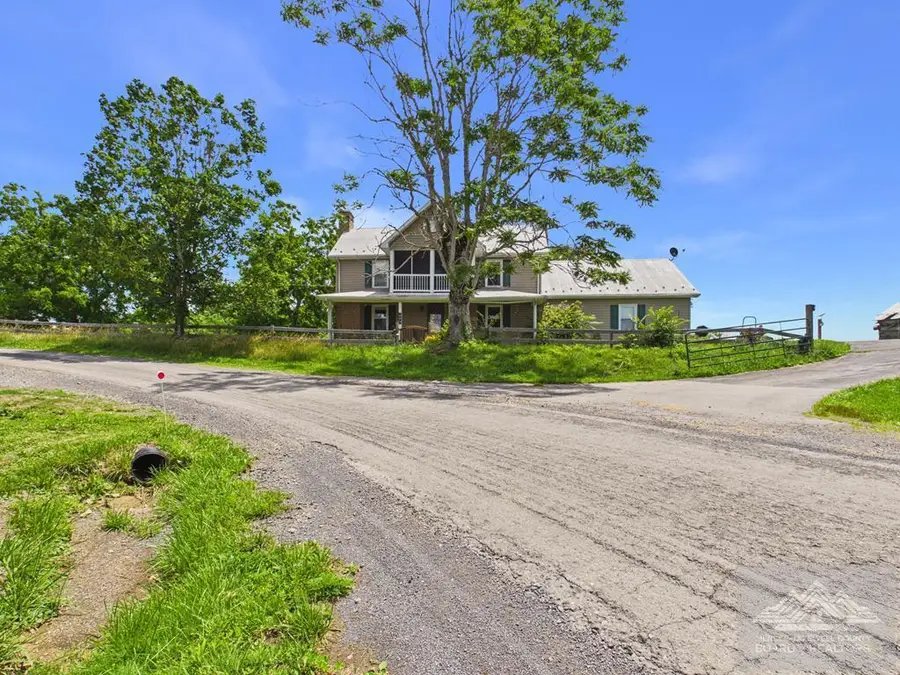 1972 River Ridge, Pipestem, WV 25979 - #2