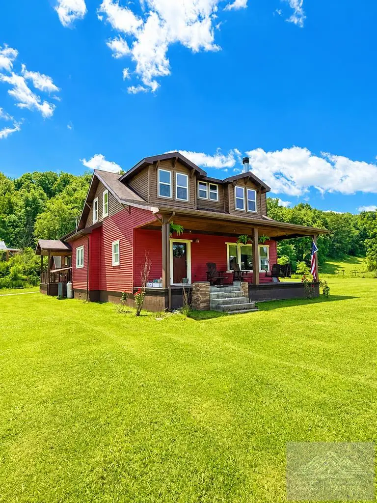 2267 Bozoo Rd, Peterstown, WV 24963 - #1