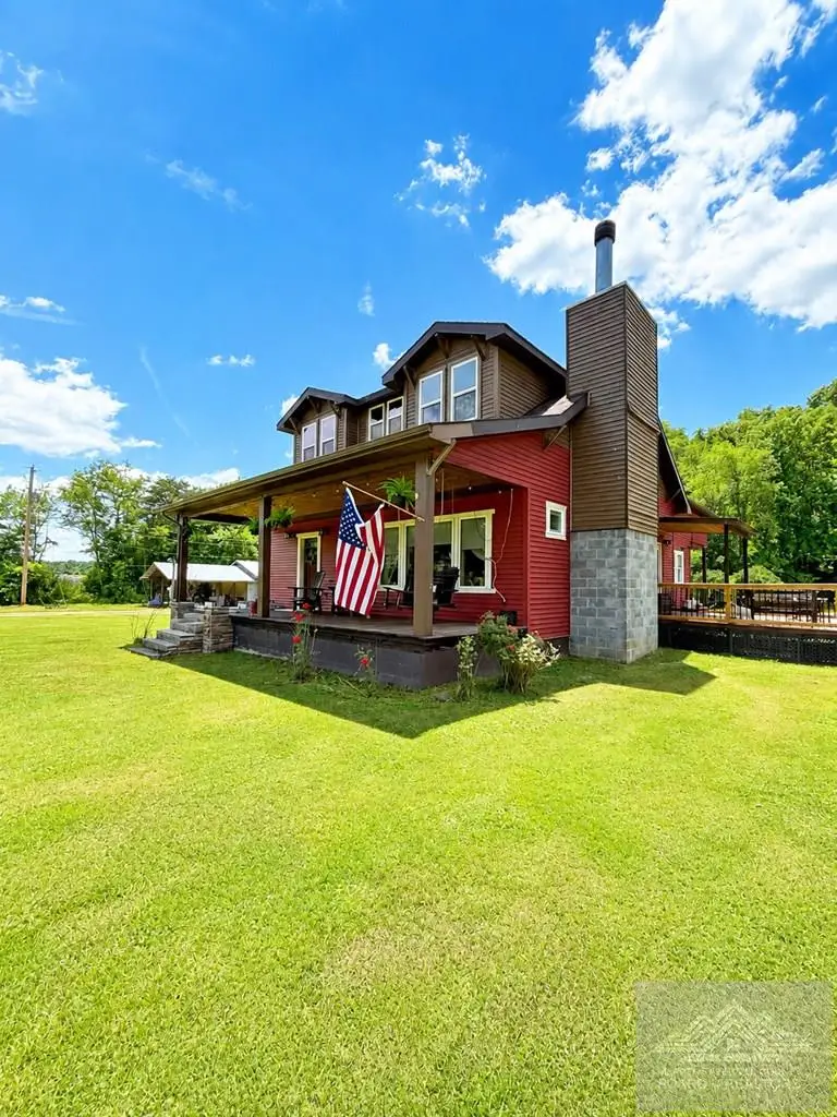 2267 Bozoo Rd, Peterstown, WV 24963 - #2