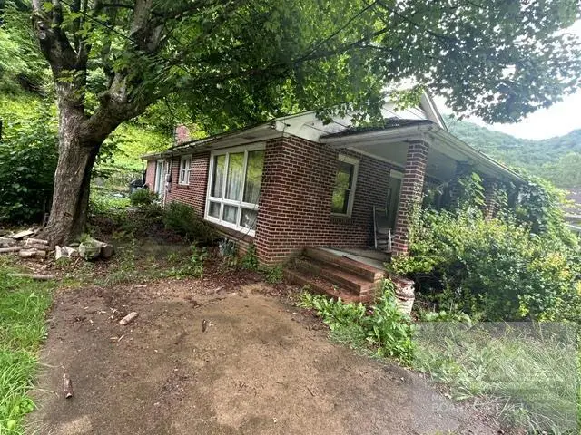 1750 Appalachian Hwy, Pineville, WV 24874 - #2