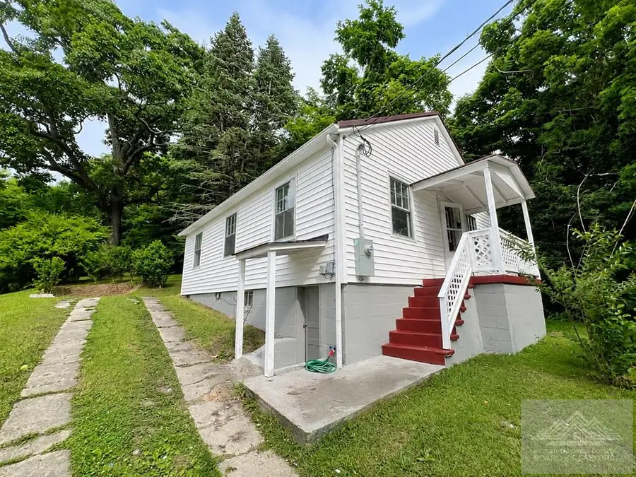 2513 Marellen Ave, Bluefield, WV 24701 - #3