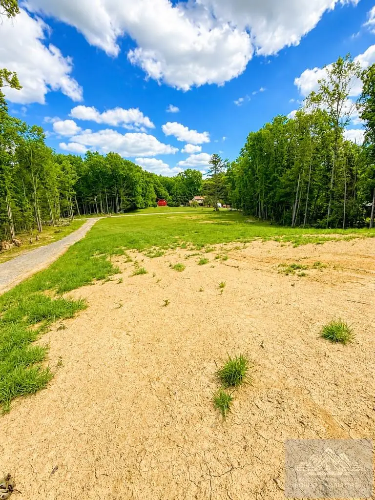 1964 Pine Grove Rd., Lerona, WV 25971 - #3