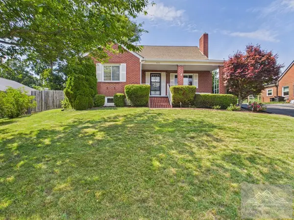 425 Monterey Hill, BLUEFIELD, WV 24701