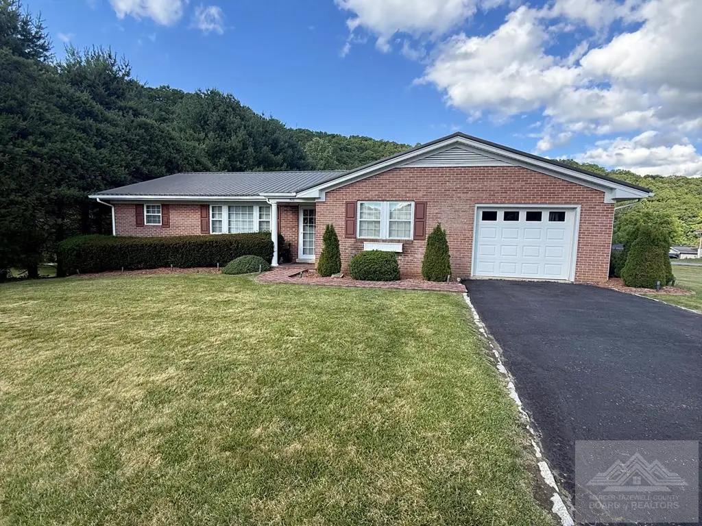 500 Mountain View Dr, Bluefield, VA 24605 - #1