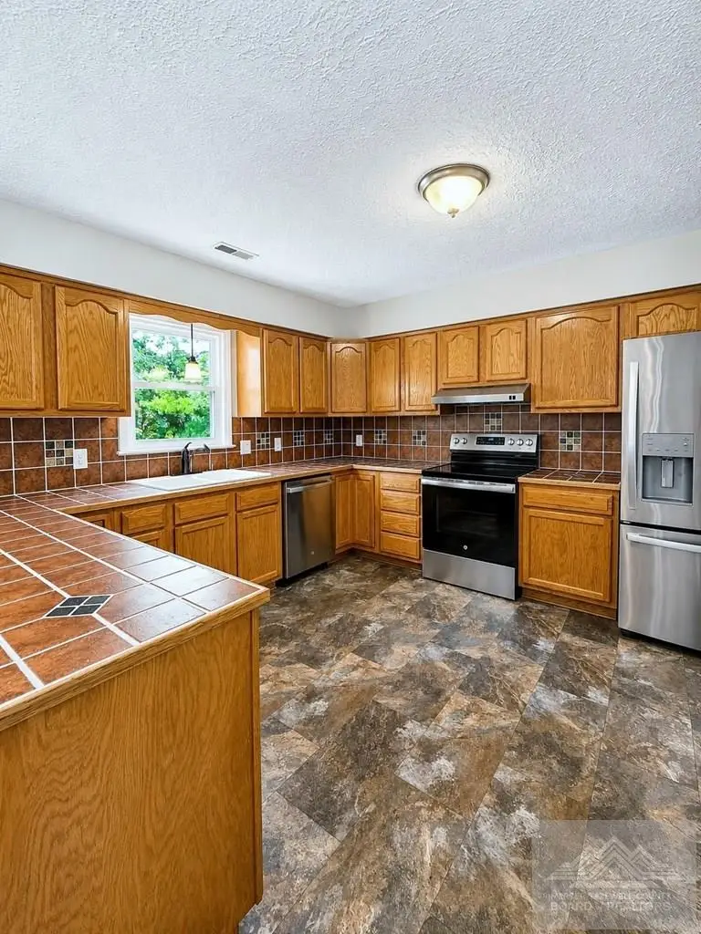 297 Hillcrest Drive, Princeton, WV 24740 - #2