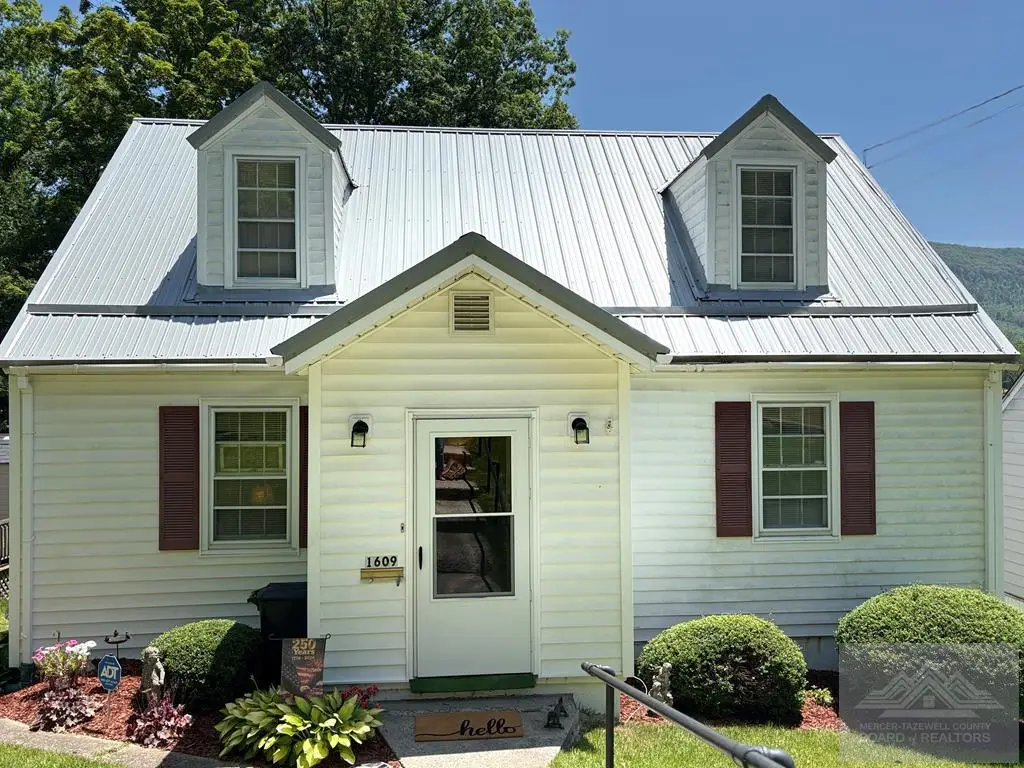1609 Augusta St, Bluefield, WV 24701 - #1