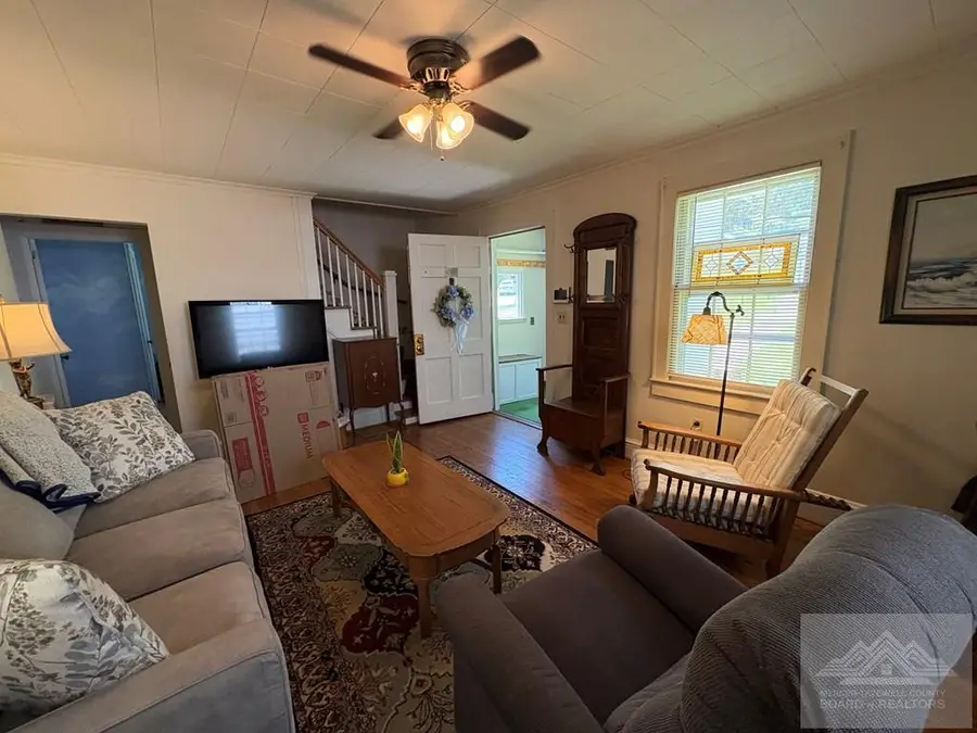 1609 Augusta St, Bluefield, WV 24701 - #3