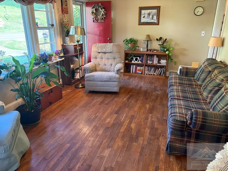 124 Willowbrook Rd., Princeton, WV 24739 - #3
