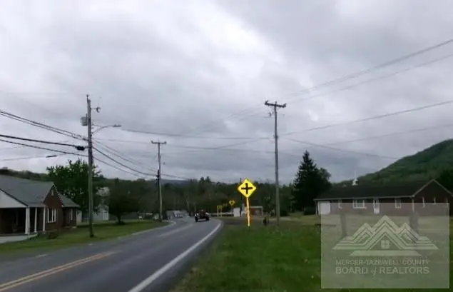 187 Water St, Peterstown, WV 24963 - #2