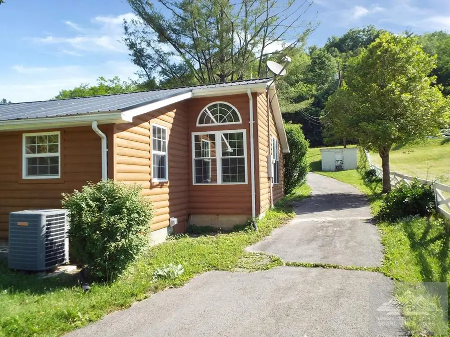 22616 Seneca Trail South, Union, WV 24983 - #3