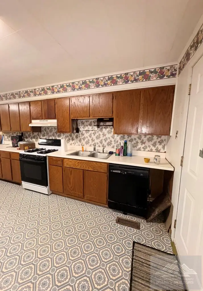 183 Carol Drive, Beckley, WV 25851 - #2