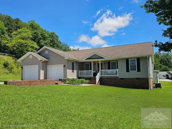 111 Cloverleaf Street, PRINCETON, WV 24739