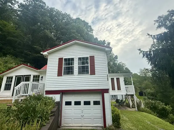 3798 Rich Creek Rd, ROCK, WV 24747
