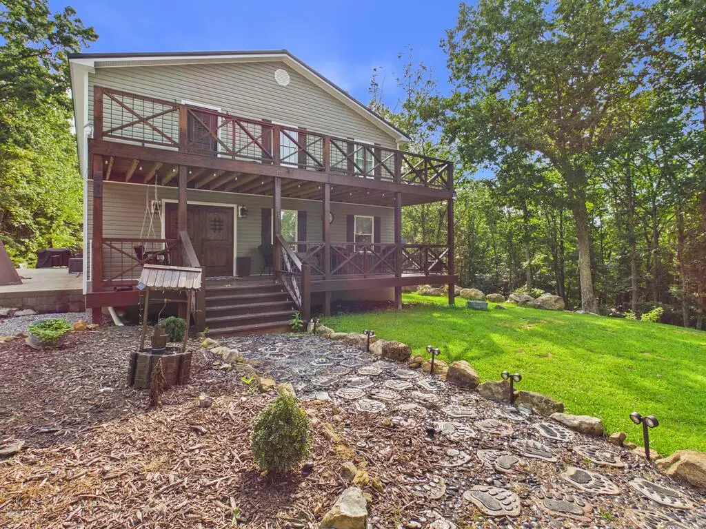 3204 Bent Mountain Rd, Lerona, WV 25971 - #1
