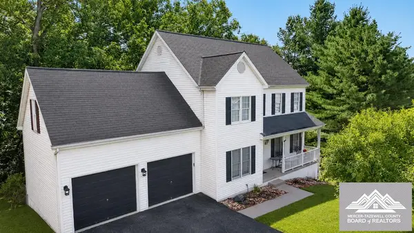 180 Gardenia Way, PRINCETON, WV 24739