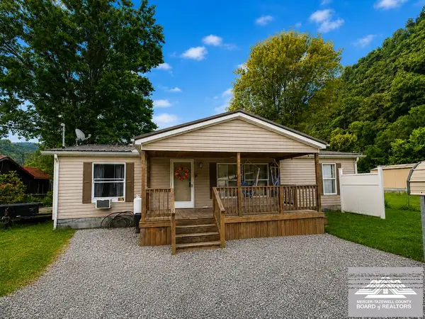 115 Whitewater Drive, HINTON, WV 25951
