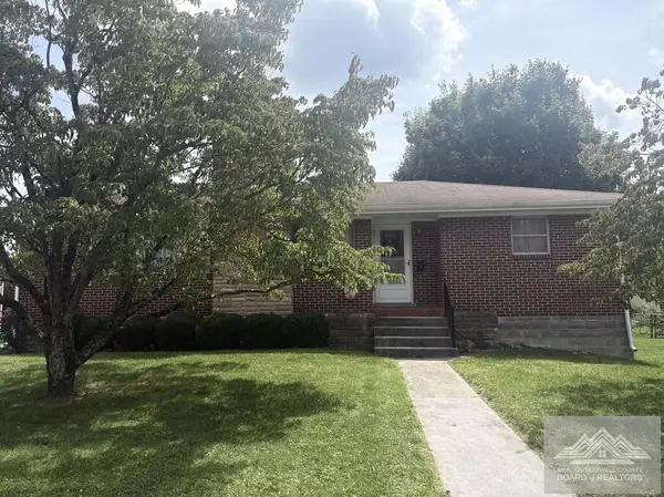 405 East Drive, PRINCETON, WV 24740