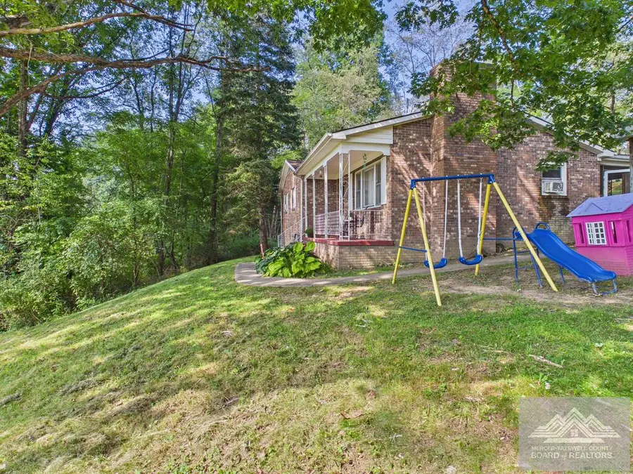 179 AKRON CT, Princeton, WV 24739 - #3