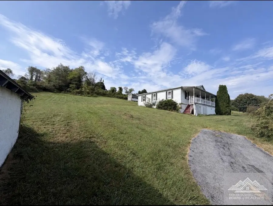 3926 Sandlick Road, Bluefield, WV 24701 - #3