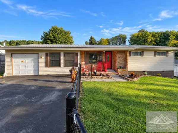 131 Greenway road, PRINCETON, WV 24739