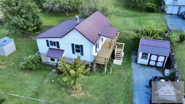 115 Bluestone Ave, BRAMWELL, WV 24715