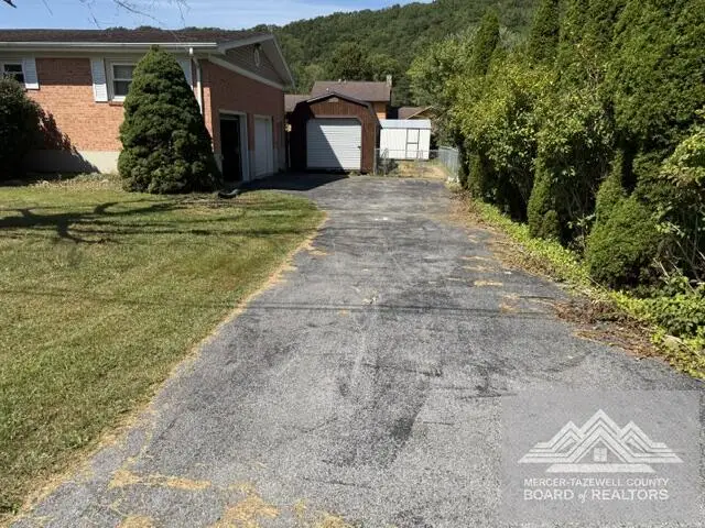 411 Ridgeway, Bluefield, VA 24605 - #3