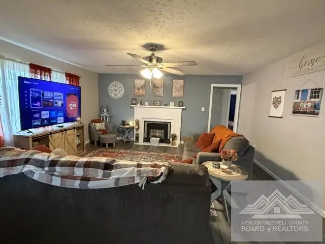 637 N Wickham Ave, Princeton, WV 24740 - #2
