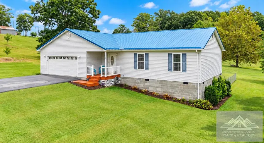 99 Twin Oakes Drive, Peterstown, WV 24963 - #2