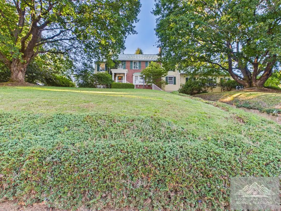 1008 Henry Street, Princeton, WV 24740 - #2