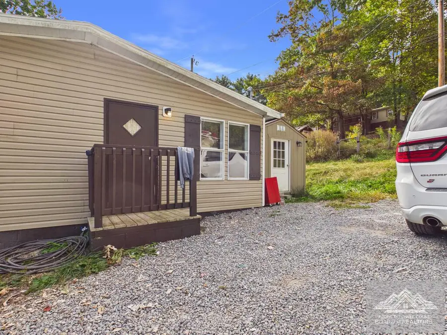 137 starlight way, Bluefield, WV 24701 - #3