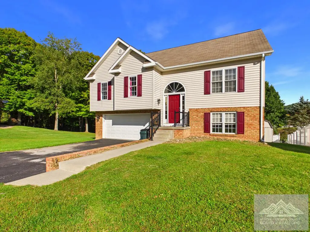 476 Brandon Dr., Bluefield, VA 24605 - #1
