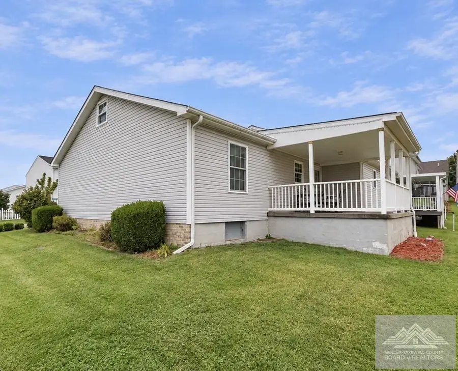 311 Esther St, Princeton, WV 24740 - #2