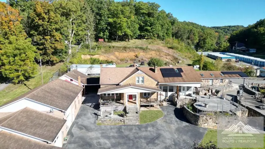 1140 Glenwood Park Rd, Princeton, WV 24739 - #2
