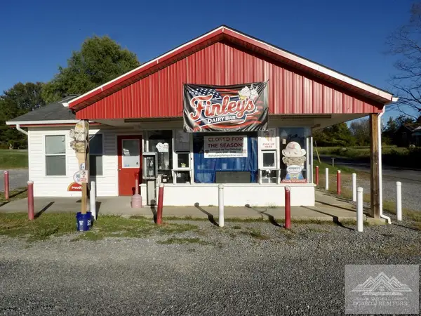6064 Ballard-Red Sulphur Parkway, BALLARD, WV 24918