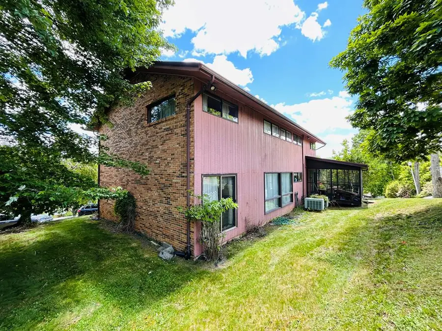 562 Rolling Hills, Princeton, WV 24740 - #3