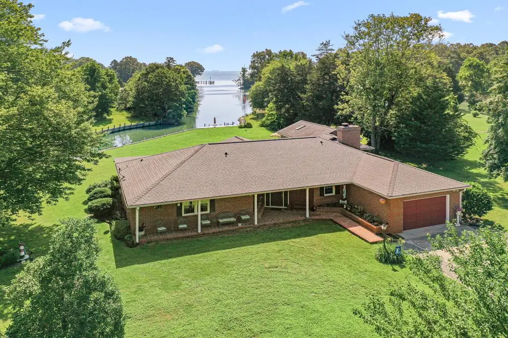 77 Kent Cove Road, Kilmarnock, VA 22482 - #1