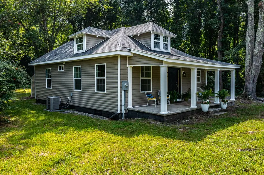 644 Prentice Creek Road, Kilmarnock, VA 22482 - Image #2