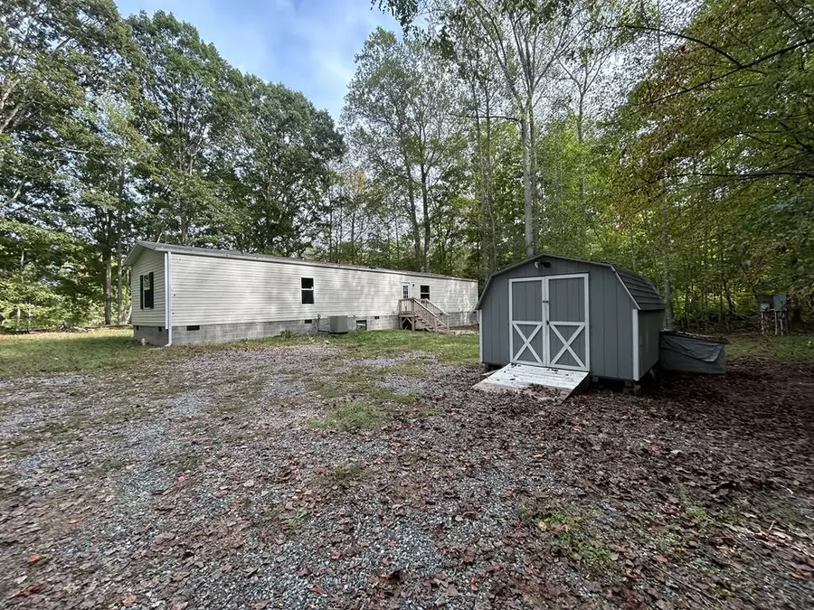 627 Ditchley Road, Kilmarnock, VA 22482 - Image #3