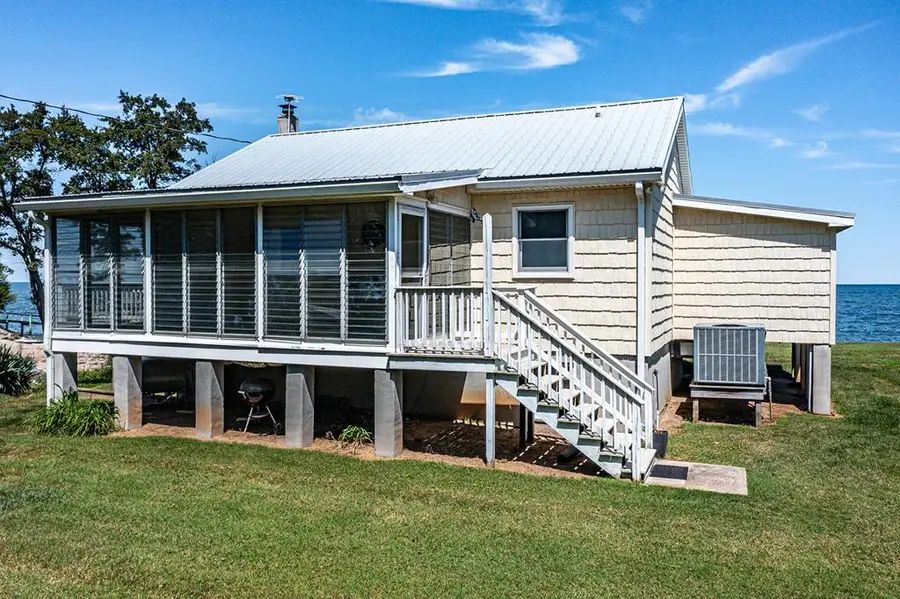 215 Marshalls Beach Rd, Heathsville, VA 22473 - Image #3